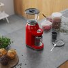 190157 smeg elektricky mlynek na kavu cervena scena 03