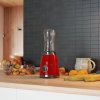 200246 1 smeg stolni smoothie mixer cervena scena 02