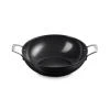 224394 2 wok essential 32 cm 6 l cerna hlinik le creuset