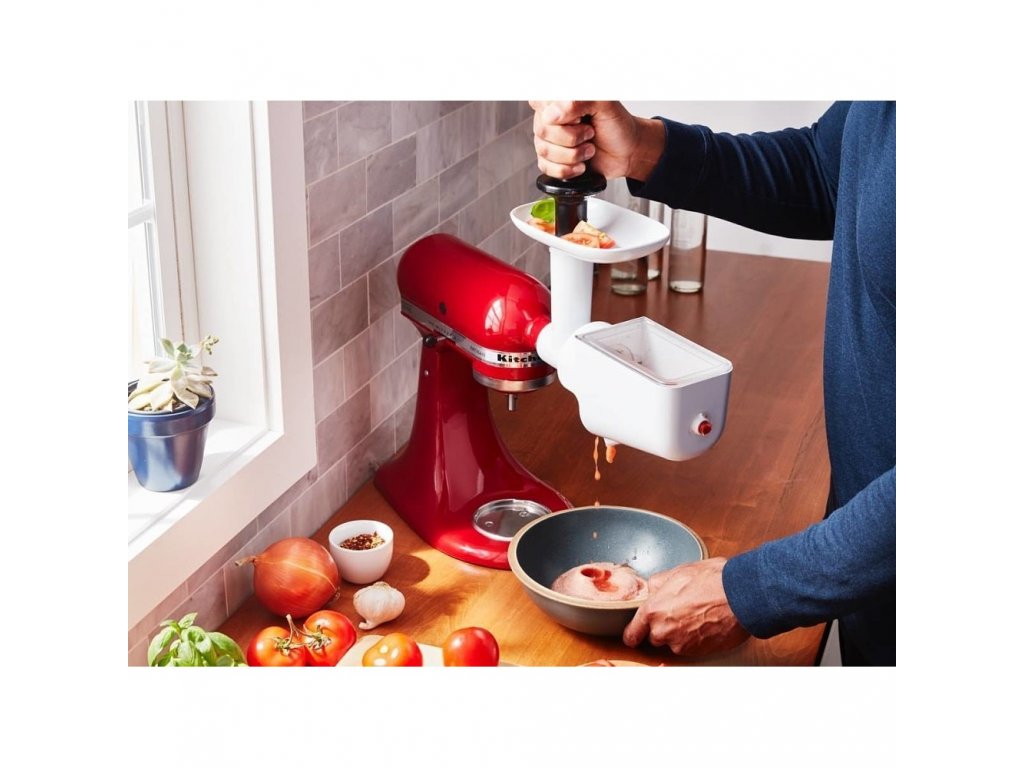 https://cdn.myshoptet.com/usr/www.kulina.com/user/shop/big/227644-5_meat-and-fruit-grinder-attachment-set-for-stand-mixer-5ksmfvsfga--kitchenaid.jpg?63415067