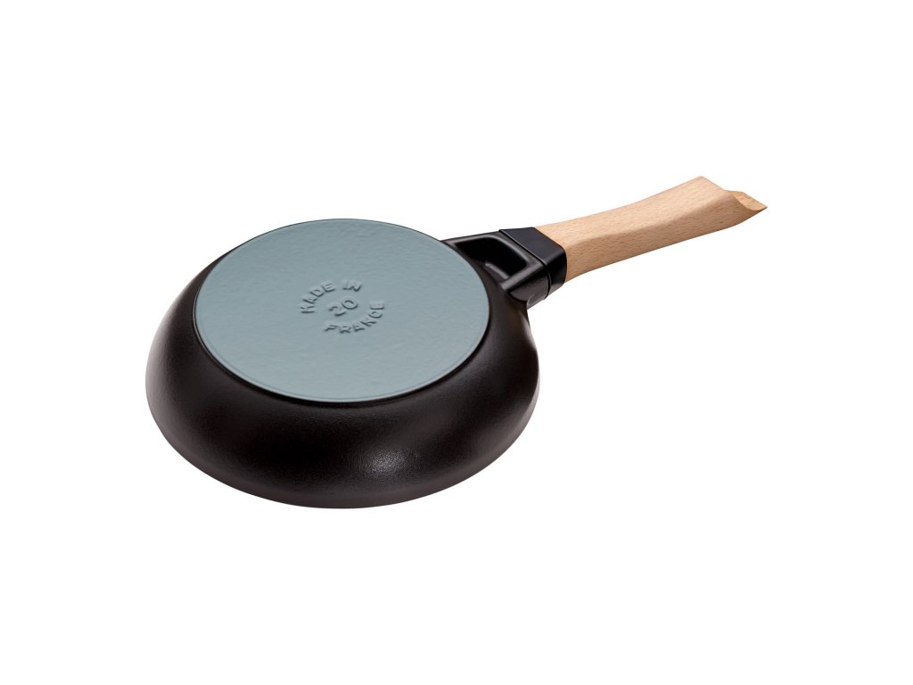 Frying pan 20 cm, wooden handle, cast iron, Staub 