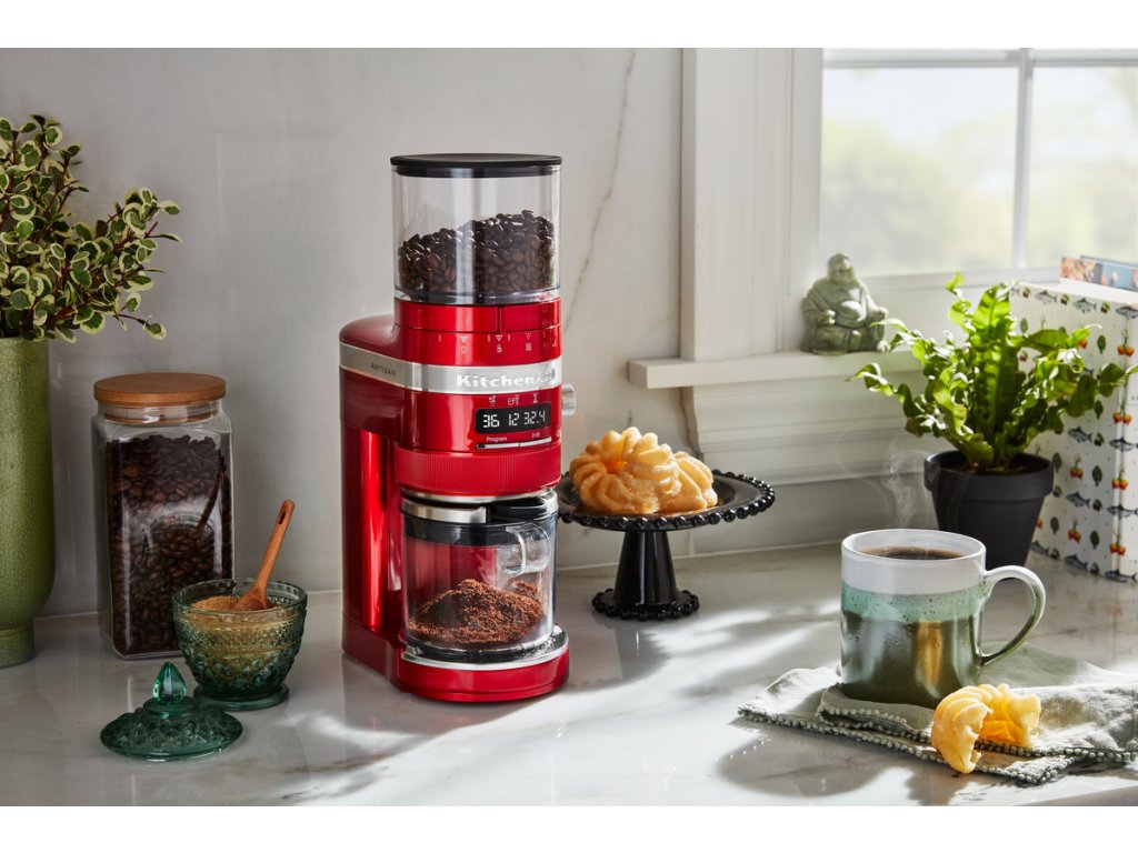 https://cdn.myshoptet.com/usr/www.kulina.com/user/shop/big/234883-5_coffee-grinder-artisan-5kcg8433eca--red-metallic--kitchenaid.jpg?6383d636