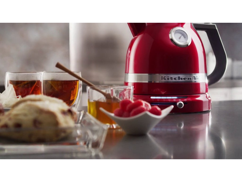 How to Use the KitchenAid Pro Line Kettle