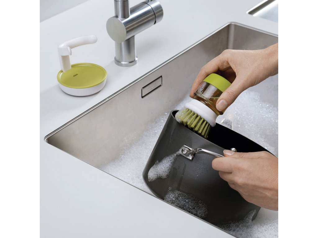 https://cdn.myshoptet.com/usr/www.kulina.com/user/shop/big/247306-5_dish-brush-with-dish-soap-dispenser-palm-scrub--green--joseph-joseph.jpg?63415314