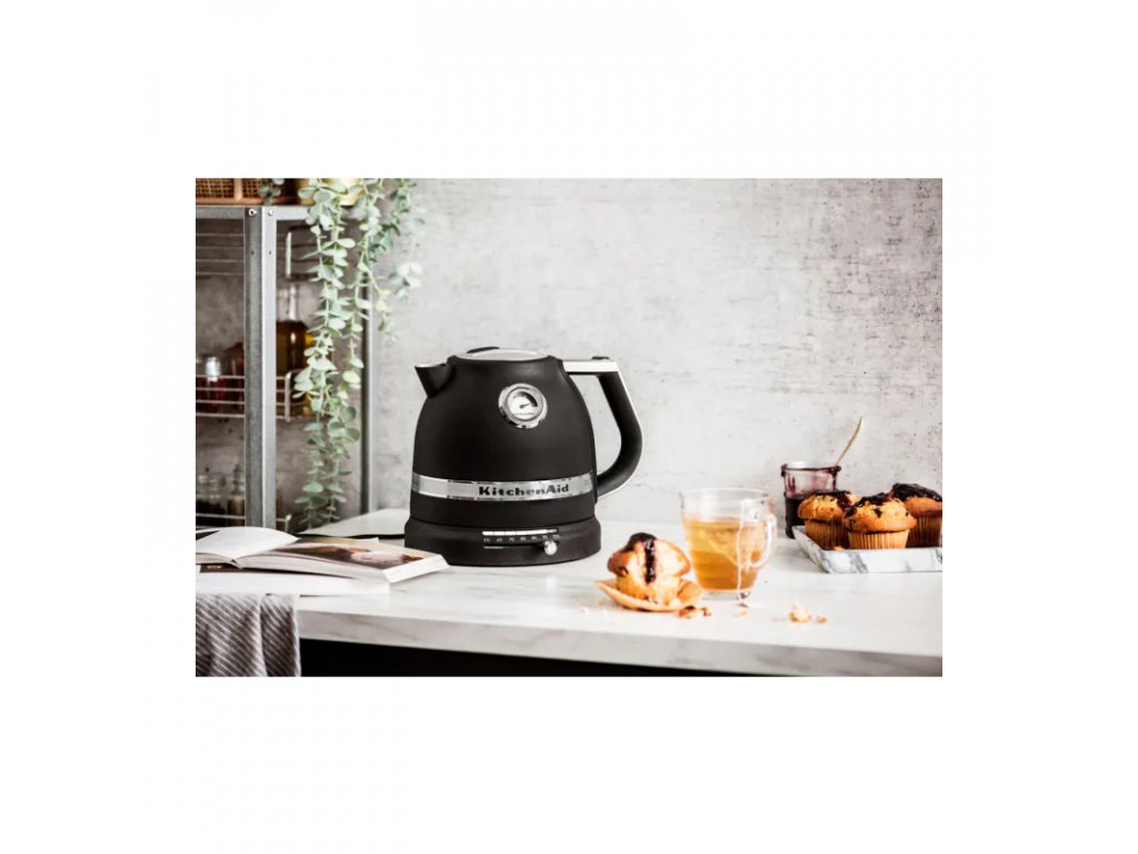 Electric kettle ARTISAN 1,5 l, cast iron black, KitchenAid 