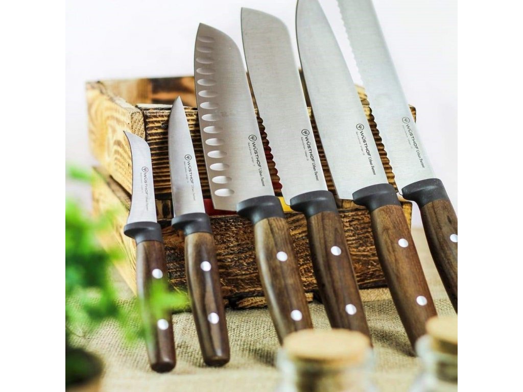 https://cdn.myshoptet.com/usr/www.kulina.com/user/shop/big/252736_machete-urban-farmer-18-cm--wusthof.jpg?62e36160