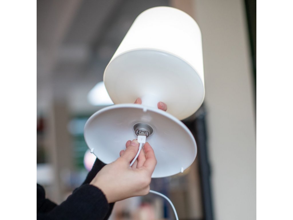 Koziol - Light to go battery-powered table lamp
