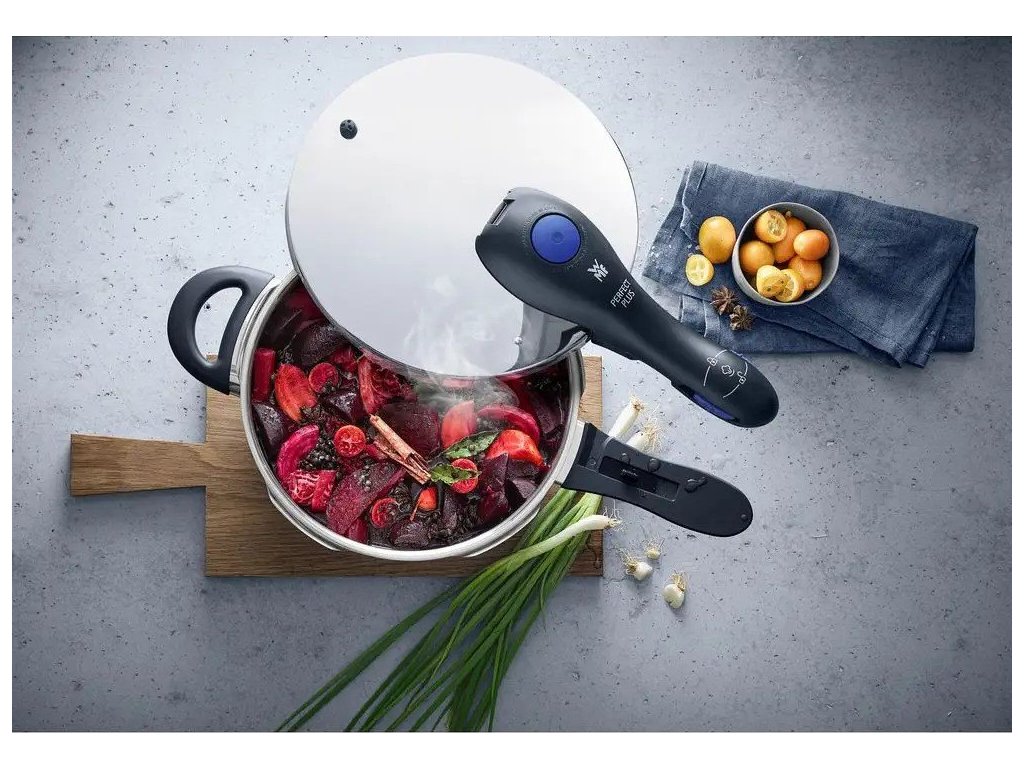 Pressure cooker PERFECT PLUS 6.5 l, ⌀ 22 cm, with insert, WMF