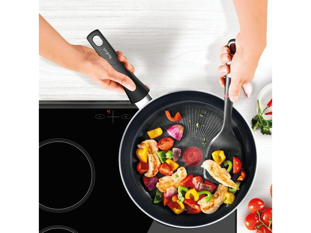 Non-stick pan FORCE C2920253 20 cm, black, aluminium, Tefal ✓ 29 