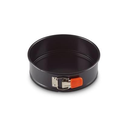 Forma na dorty 24 cm, černá, ocel, Le Creuset