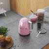 SMEG KONVICE PASTELOVA RUZOVA SCENA 03