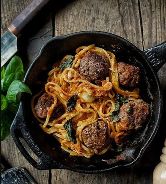 12 razones por las que te encantarán los utensilios de cocina de hierro fundido