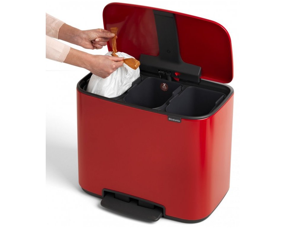Cubo de basura con pedal BO, 3 x 11 l, rojo, Brabantia - Kulina.es