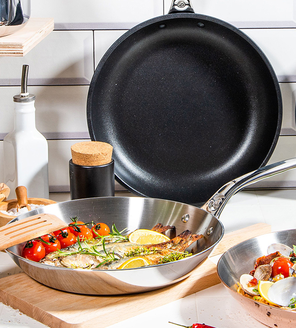 De Buyer -keittoastiat: sarjan käytännön vertailu