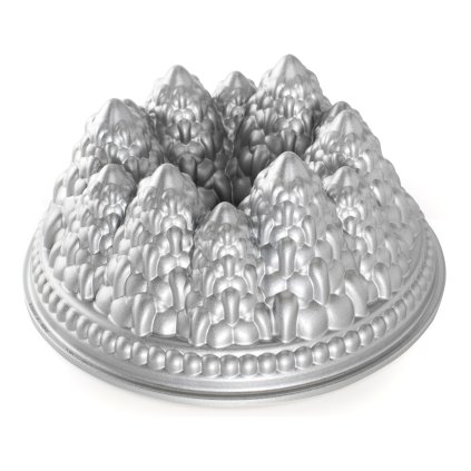 Nordic Ware -kuivakakkuvuoka PINE FOREST, hopea