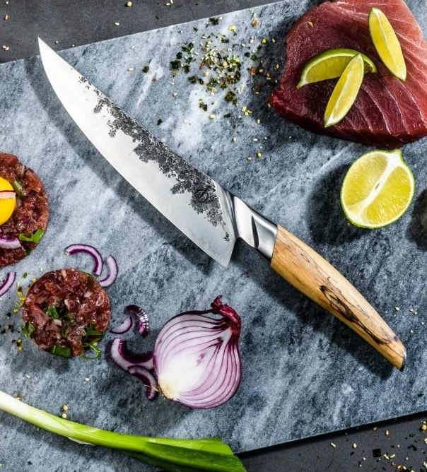 Forged - Couteaux en acier japonais