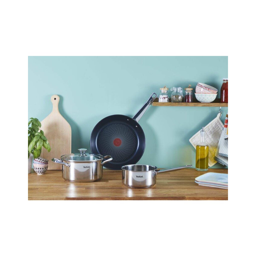 Tefal First cook sauteuse avec couvercle 24 cm TF B3183202 - EMAFMARKET