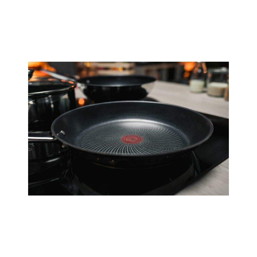 Tefal First cook sauteuse avec couvercle 24 cm TF B3183202 - EMAFMARKET