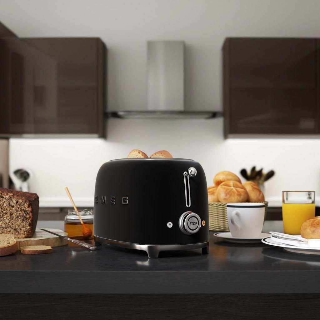 Smeg : grille-pain, bouilloires et autres électros | Best Buy Canada