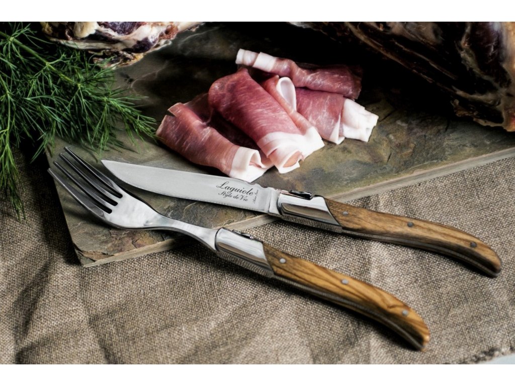 Ensemble de six couteaux à steak - Bois d'olivier - Laguiole