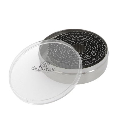 Emporte-pièce gâteau, set de 9 pc, circulaire ondulé, de Buyer
