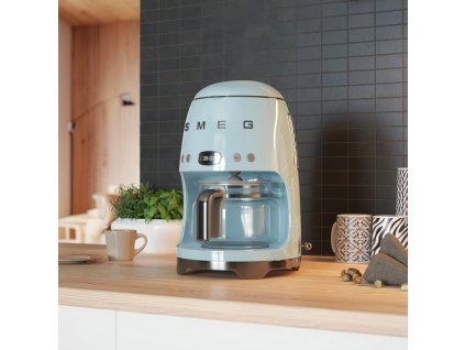 Machine à café filtre 50'S STYLE DCF02PBEU, bleu pastel, Smeg