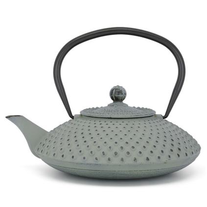 219398 cajova konvice s infuzerem xilin 1 25 l svetle zelena litina bredemeijer