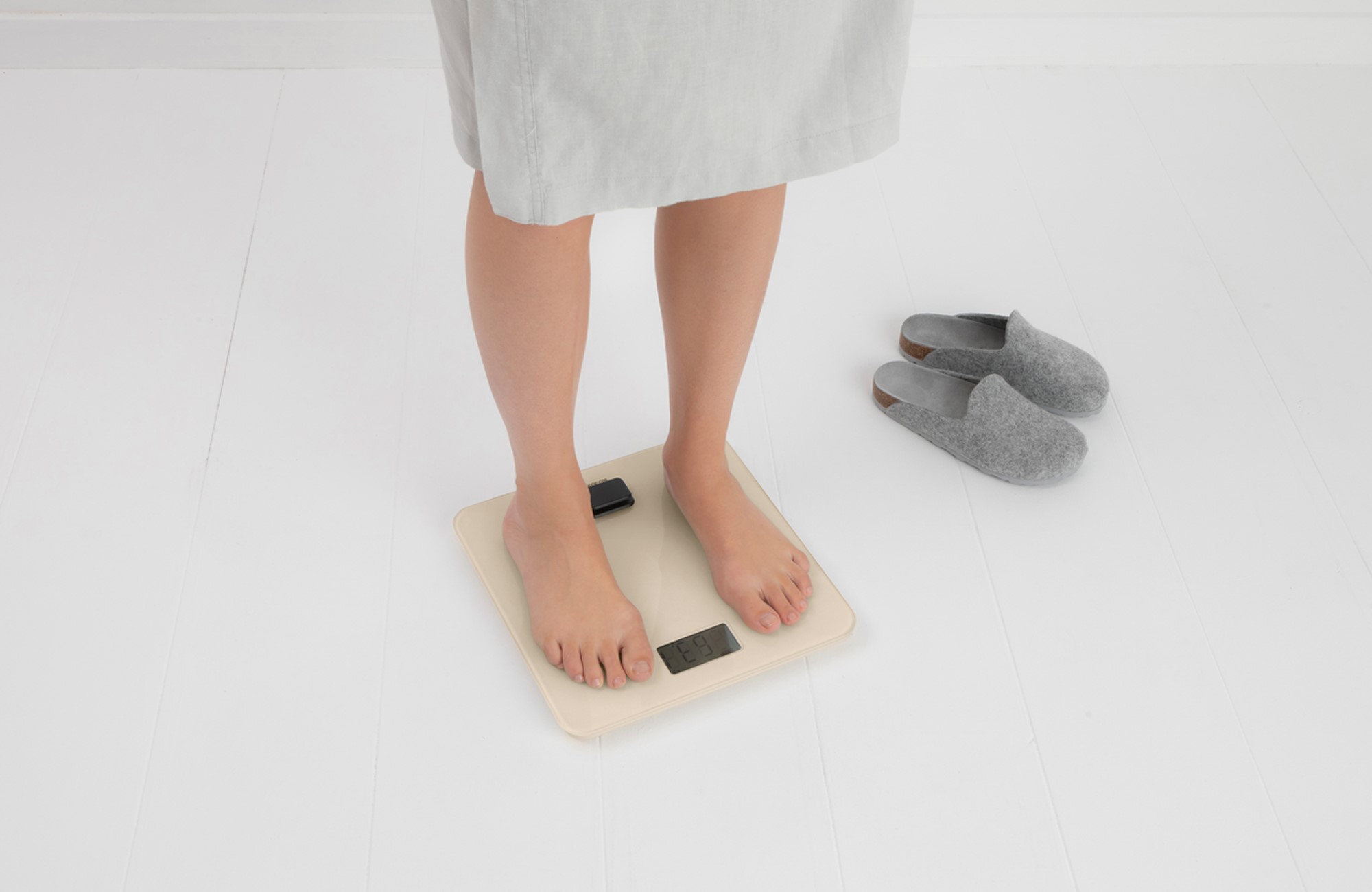 Pèse personne digital RENEW beige doux, sans pile, Brabantia