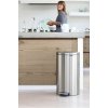 Poubelle à pédale FLATBACK 30 l, silencieux, acier, Brabantia