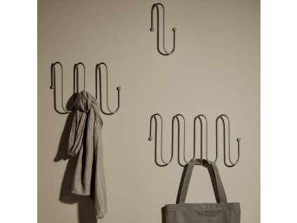 Κρεμάστρα εισόδου CURL S, 26 cm, σκούρο γκρι, Blomus