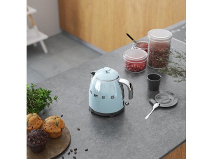 Ηλεκτρικός βραστήρας 50'S STYLE MINI KLF05PBEU, 800 ml, παστέλ μπλε, Smeg