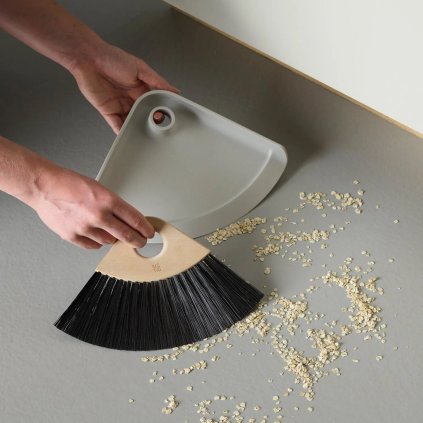 Μικρή βούρτσα και δοχείο για την κουζίνα SWEEP-IT 28 εκ., ανοιχτό γκρι, πλαστικό, RIG-TIG