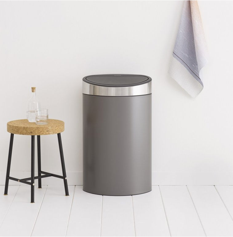 Κάδος με καπάκι αφής TOUCH BIN NEW, 40 l, σε ματ πλατίνα, Brabantia
