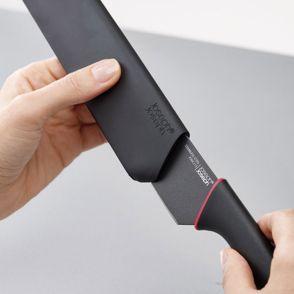 Μαχαίρια SLICE&SHARPEN, 2 τεμάχια + 2 θήκες μαχαιριών με ξύστρες μαχαιριών, Joseph Joseph