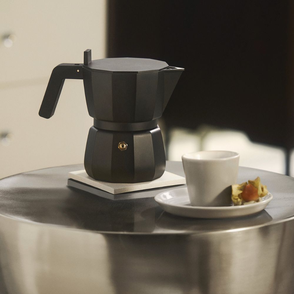 Καφετιέρα χειροκίνητη για εσπρέσο MOKA 150 ml, σε μαύρο, από αλουμίνιο, Alessi