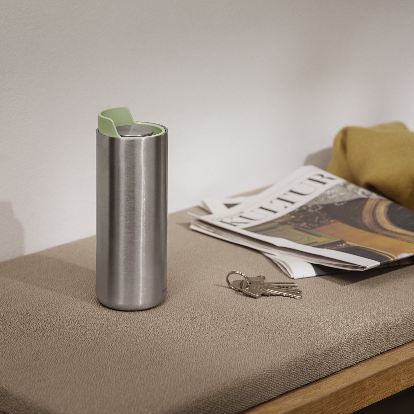 218141 1 cestovni hrnek urban to go 350 ml pistaciova eva solo