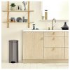Κάδος με πεντάλ NEWICON, 30 l, σε πλατίνα, Brabantia