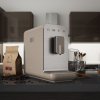 186533 2 smeg kavovar espresso bez trysky taupe scena 1