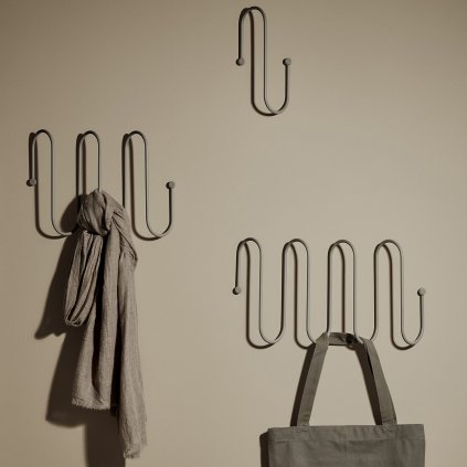 Ruhaakasztó CURL S 26 cm, sötétszürke, Blomus