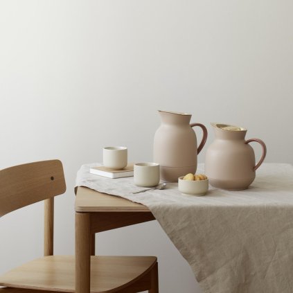 Stelton AMPHORA vákuumkanna, 1 l, 21 cm, barackszínű, műanyag