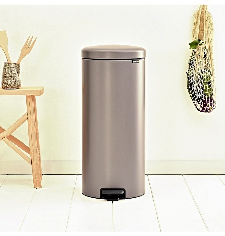 Pedálos szemetes kosár NEWICON 30 l, platina, Brabantia