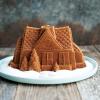 Kuglóf sütőforma GINGERBREAD HOUSE, ezüst, Nordic Ware