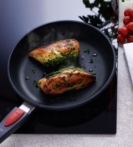 Titanium pans: a revolution in cooking!