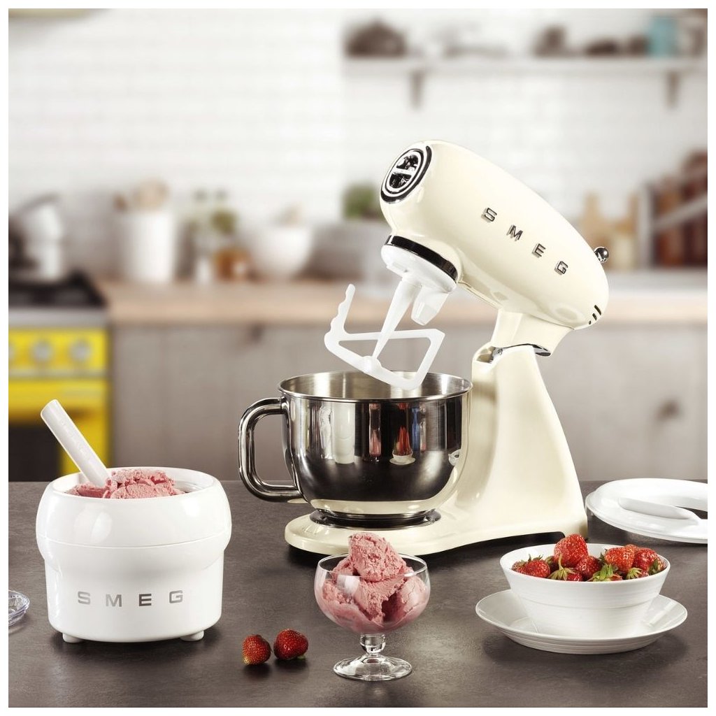 Stand mixer SMF03CREU cream Smeg 635 Kulina