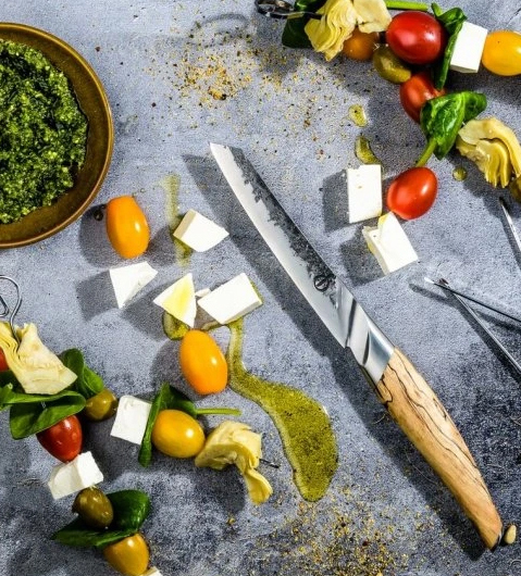 Come scegliere un coltello corto: una guida completa