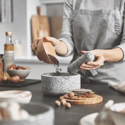 Mortaio In Granito Orion Group Con Pestello 11,5 Cm - Macina Spezie E Prepara Pesto - Resistente E Lavabile In Lavastoviglie