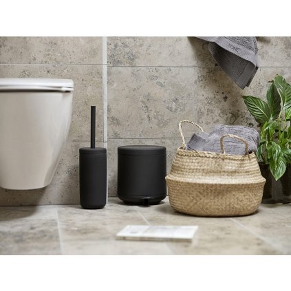 Vonios kambario šiukšliadėžė UME 4 l, juodos spalvos, plastikas, Zone Denmark