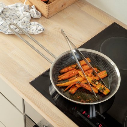 Virtuvinis pincetas 31 cm, sidarbrinė, nerūdijantis plienas, Eva Solo