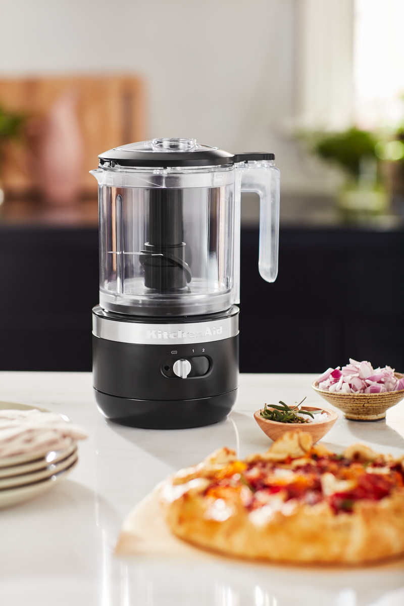 Elektrinis maisto smulkintuvas 5KFCB519, belaidis, matinės juodos spalvos, KitchenAid
