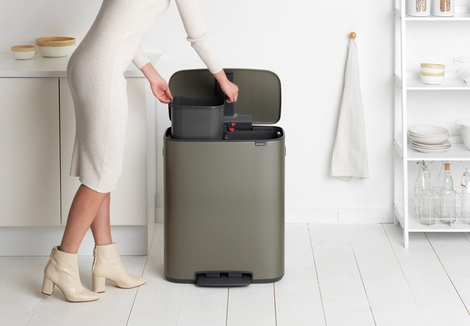Šiukšliadėžė su pedalu BO 2 x 30 l, platina, Brabantia